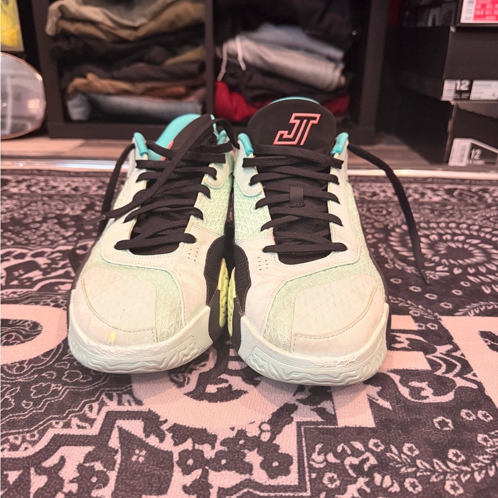 Air Jordan Tatum 2 “Vortex” - Picture 2 of 5